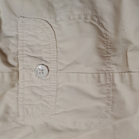 Women's size 18 Lee White Cargo Shorts - Picture 2 of 5